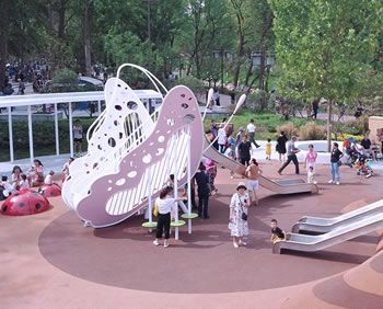 大型蝴蝶造型無動力游樂設(shè)備定制