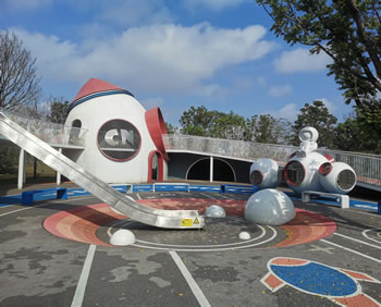 無動(dòng)力游樂場設(shè)備有哪些？