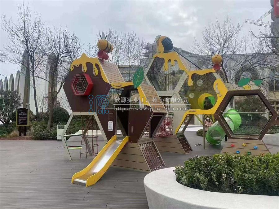 購買水上游樂設備怎么找質量售后服務周到廠家?-1417