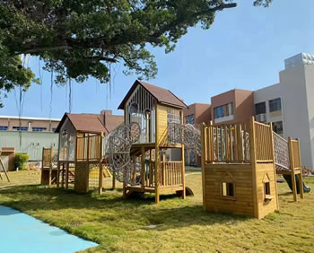 戶外木質攀爬拓展設備