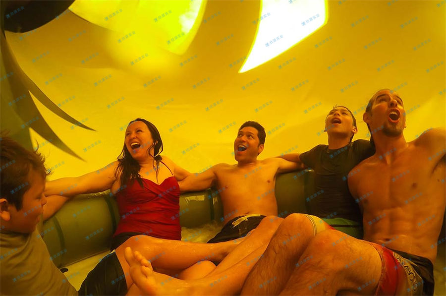 旋風球水上滑道