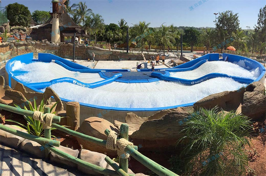 圓形沖浪模擬器