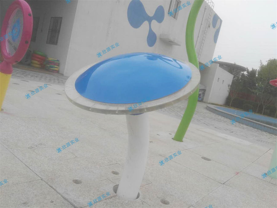 UFO飛船戲水游樂設備定制