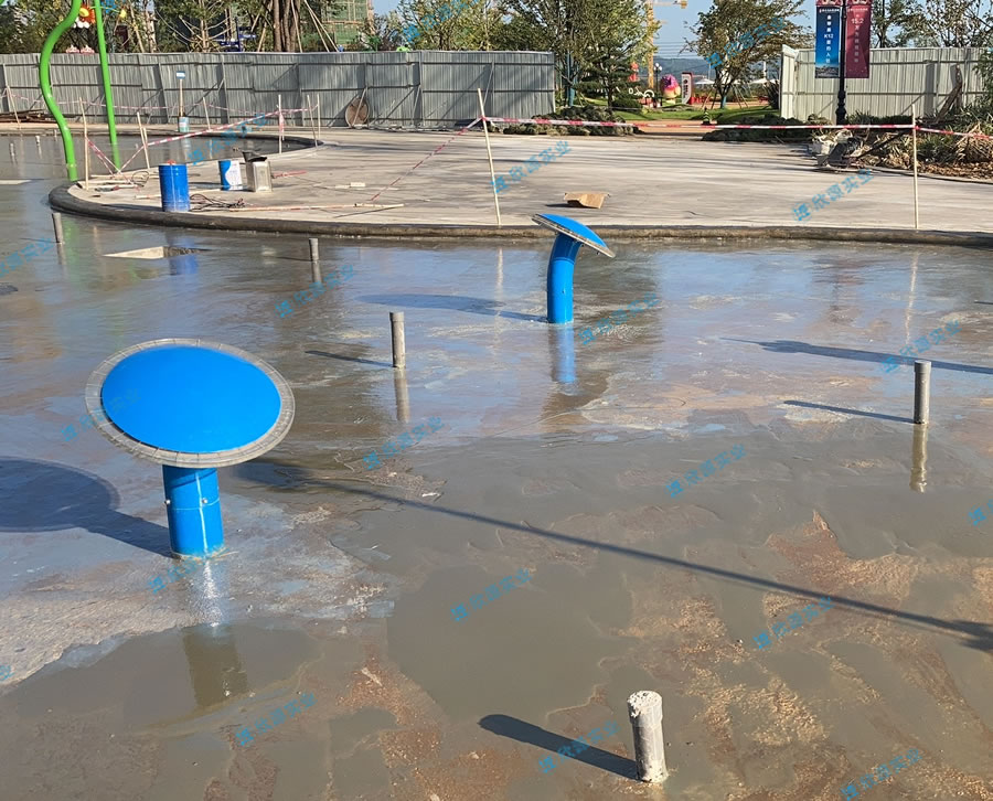 UFO飛船戲水游樂設備定制