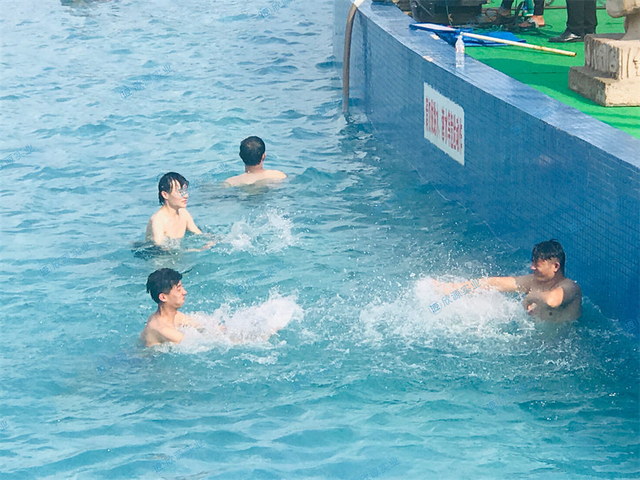 真空式人工造浪池