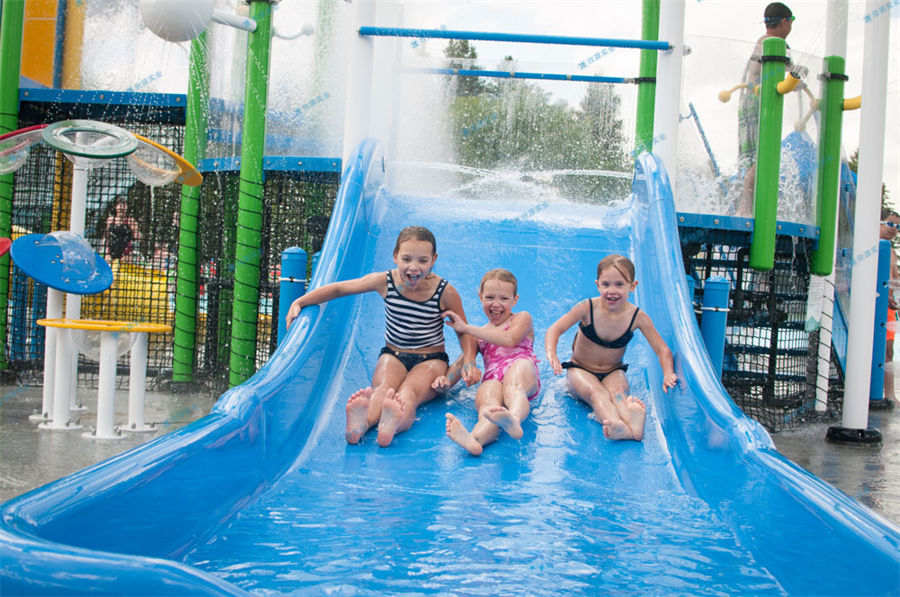 如何營造水上樂園良好氛圍-7879