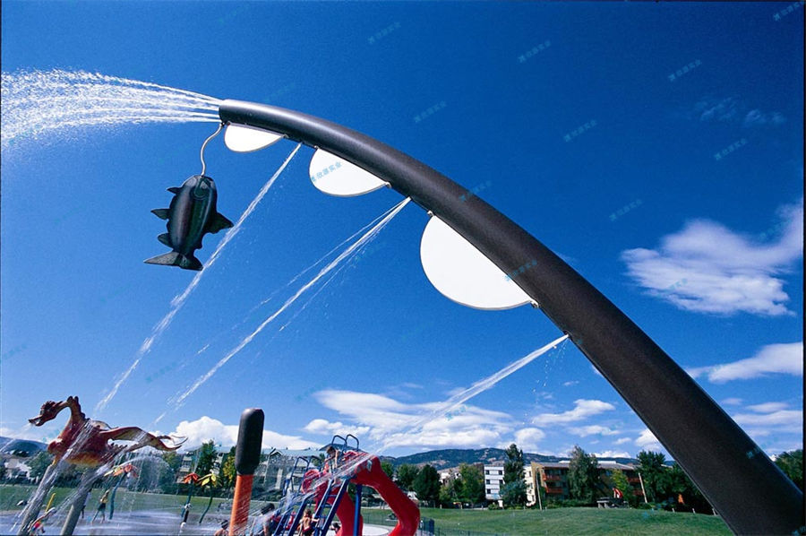 大型水上滑梯與人工造浪哪個(gè)才是水上游樂(lè)設(shè)備的‘標(biāo)桿’呢？