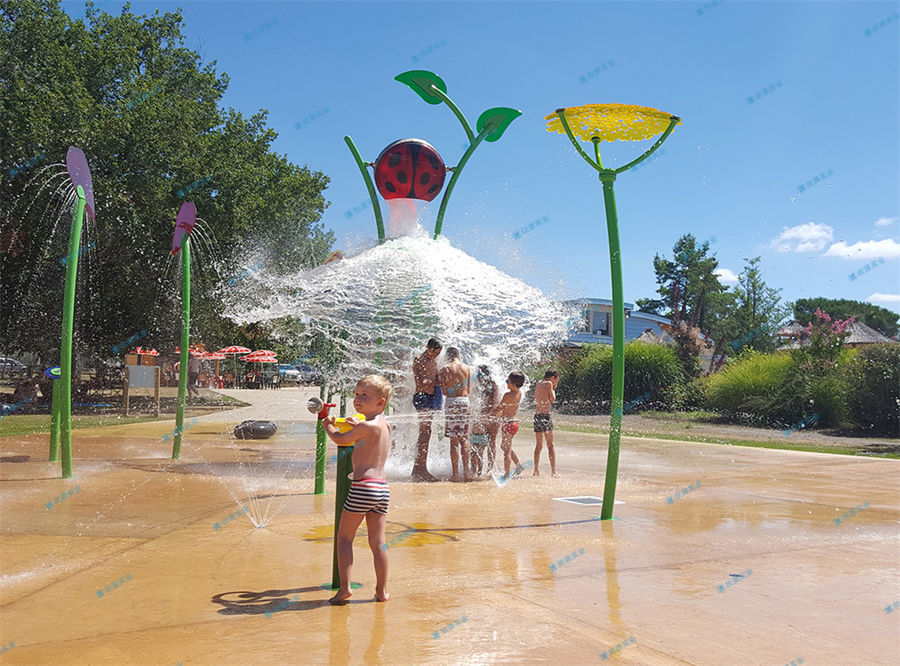 長隆的水上樂園設施廠家發展